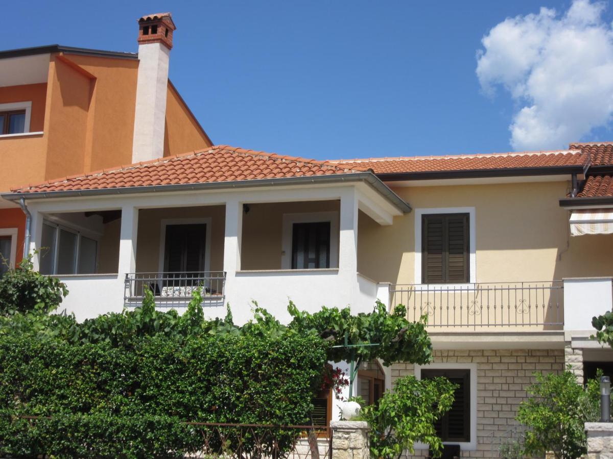 Haus Roko Διαμέρισμα Ρόβινι Εξωτερικό φωτογραφία