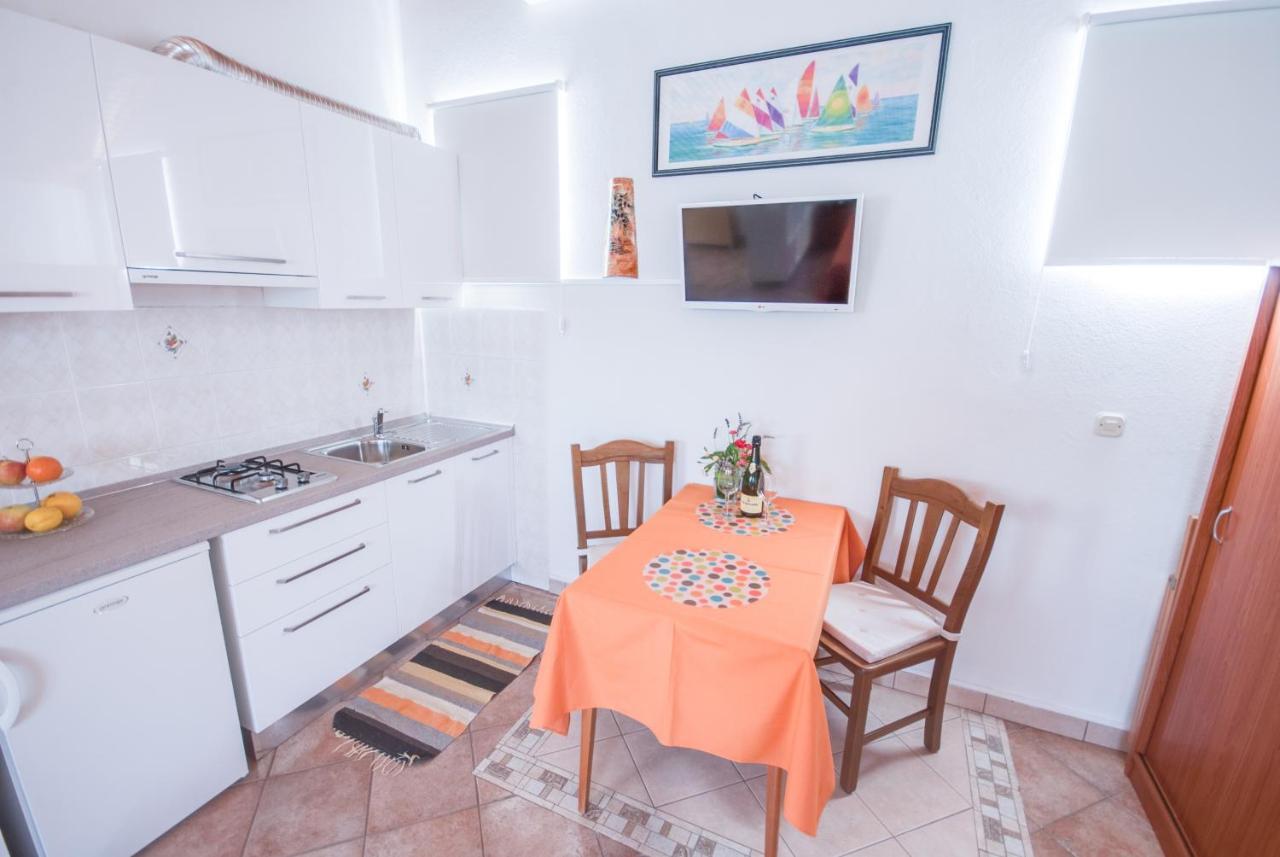 Haus Roko Διαμέρισμα Ρόβινι Εξωτερικό φωτογραφία