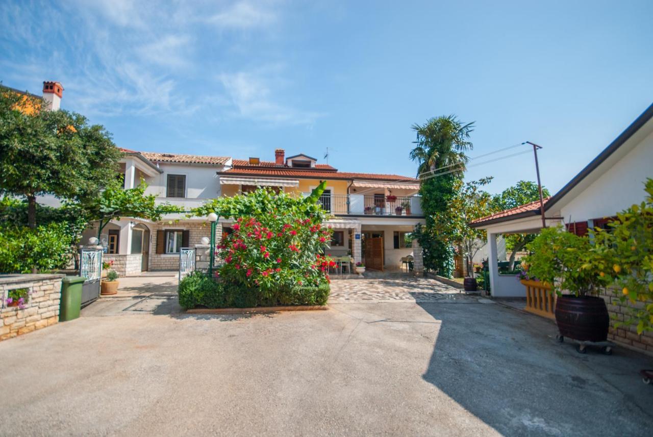 Haus Roko Διαμέρισμα Ρόβινι Εξωτερικό φωτογραφία