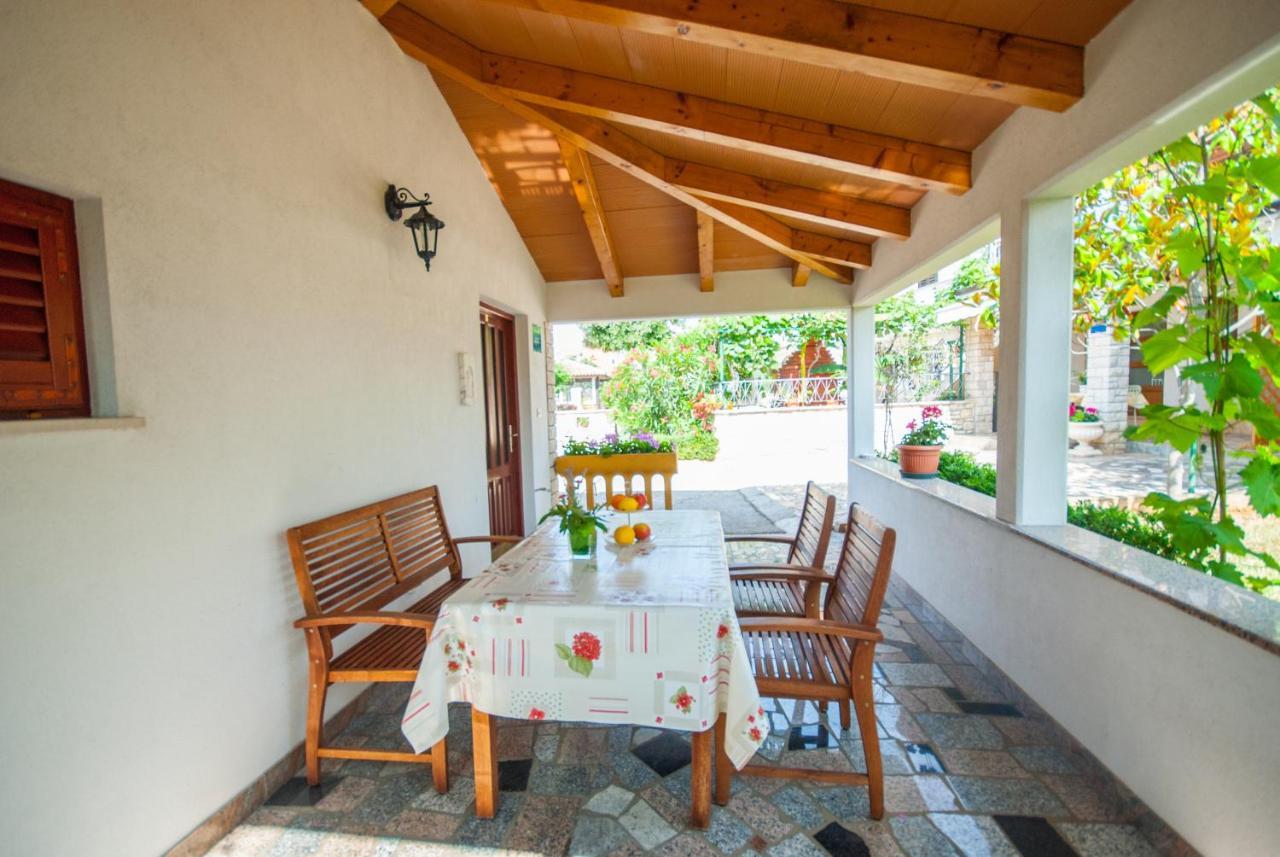 Haus Roko Διαμέρισμα Ρόβινι Εξωτερικό φωτογραφία