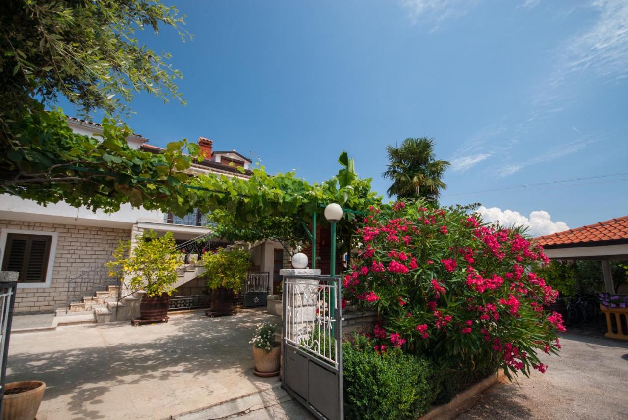 Haus Roko Διαμέρισμα Ρόβινι Εξωτερικό φωτογραφία